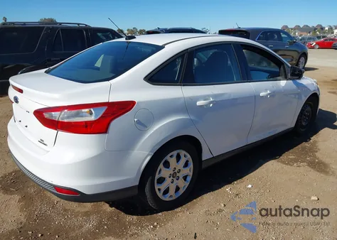 2012 Ford Focus Se z USA, uszkodzony, nr VIN 1FAHP3F26CL469708